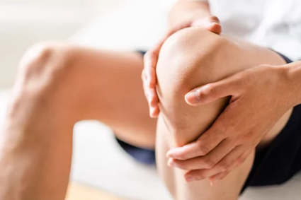 膝の痛み｜変形性膝関節症｜六層連動操法｜整体院｜さいたま市｜大宮区